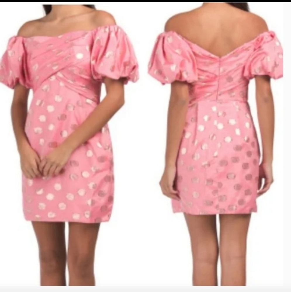 Monique Lhuillier mini off the shoulder cocktail party dress